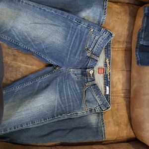 Arizona Jean's. W/juniors size 1avg. Bootcut jeans